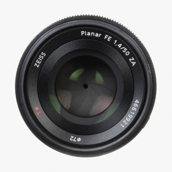 FE-50mm-f1.4-Zeiss-PLANAR-T-lens-slides-7.jpg