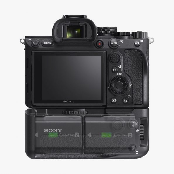 Sony-VG-C4EM-Vertical-Grip-4.jpg